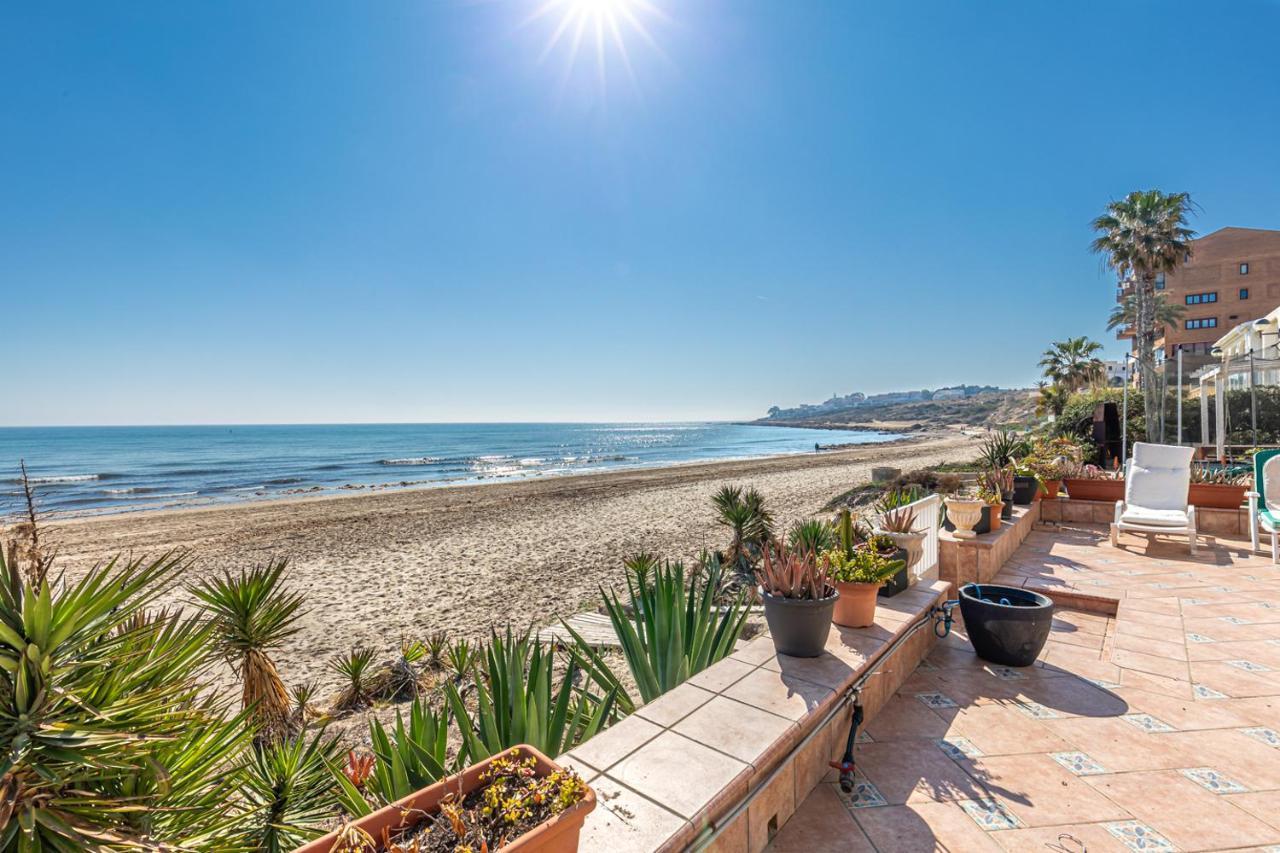 Beachfront Bliss: Apartamento A Pie De Playa Αλικάντε Εξωτερικό φωτογραφία